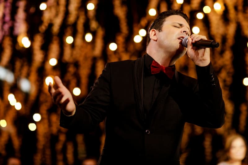Yossi Azulay singer and producer
